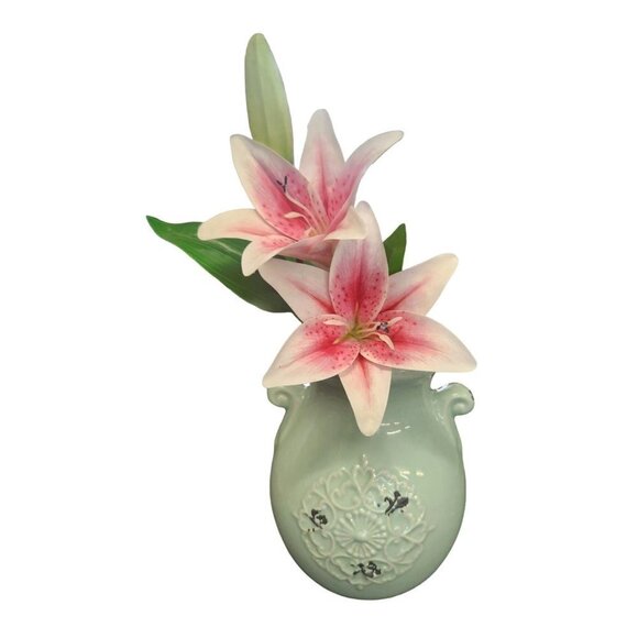 Orejon Turquoise Table Centerpiece Vase, 1970's Country Cottage Spring Decor - Picture 8 of 8